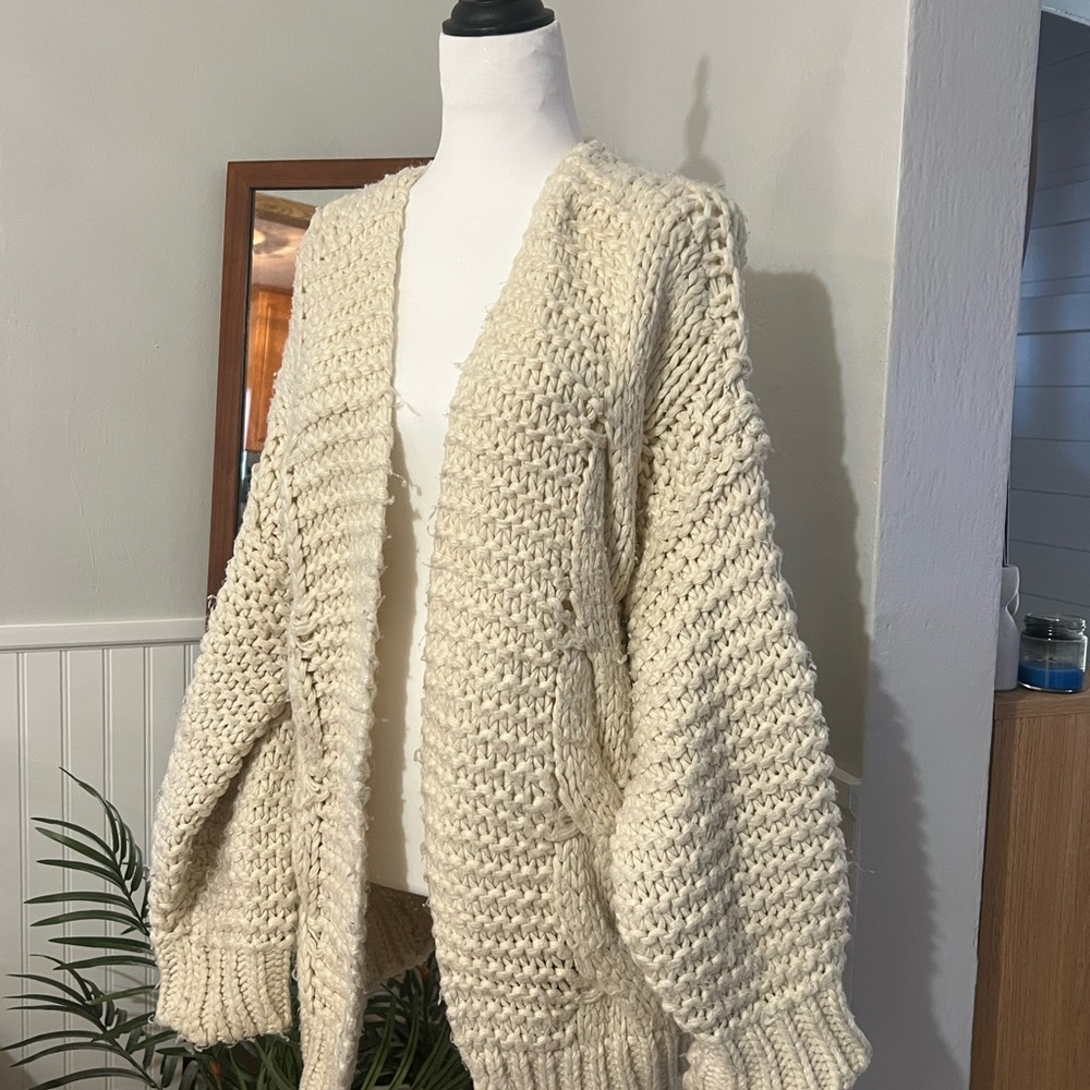 Chunky Cream Cardigan